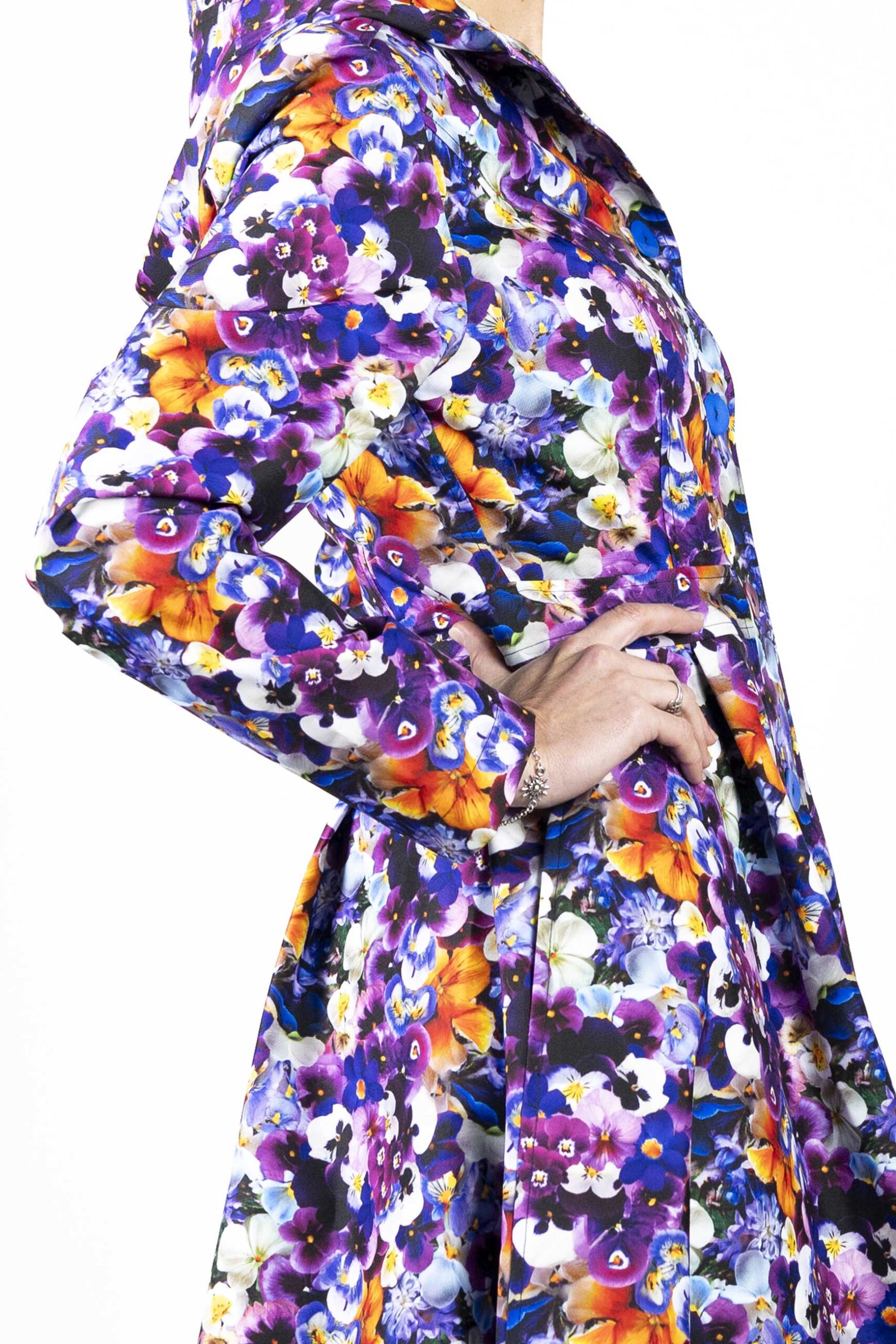 Amores Perfeitos Raincoat - Imagen 5