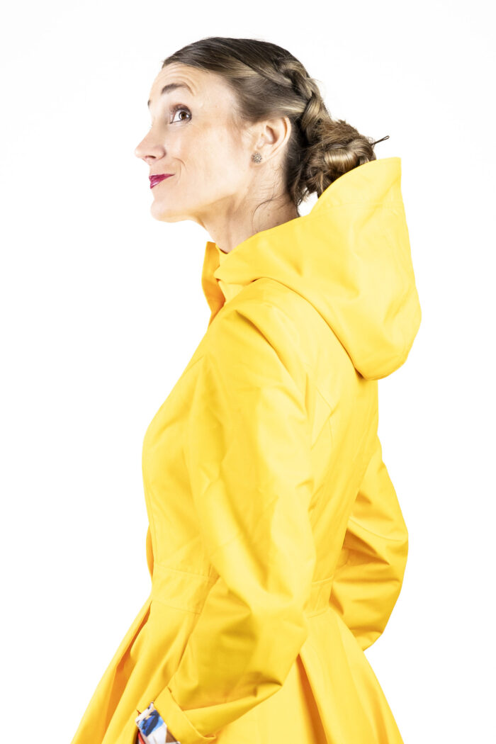 Güell Raincoat - Imagen 11